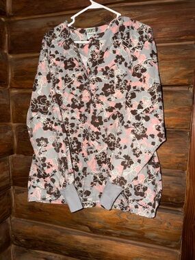 Uniform Advantage Floral Print Scrub Jacket in Gray, Pink & Brown Size M